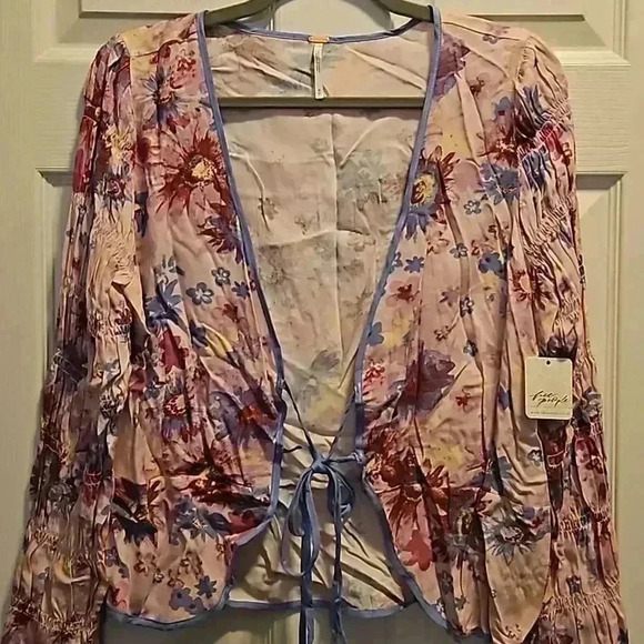 Free People - Picture 7 of 11